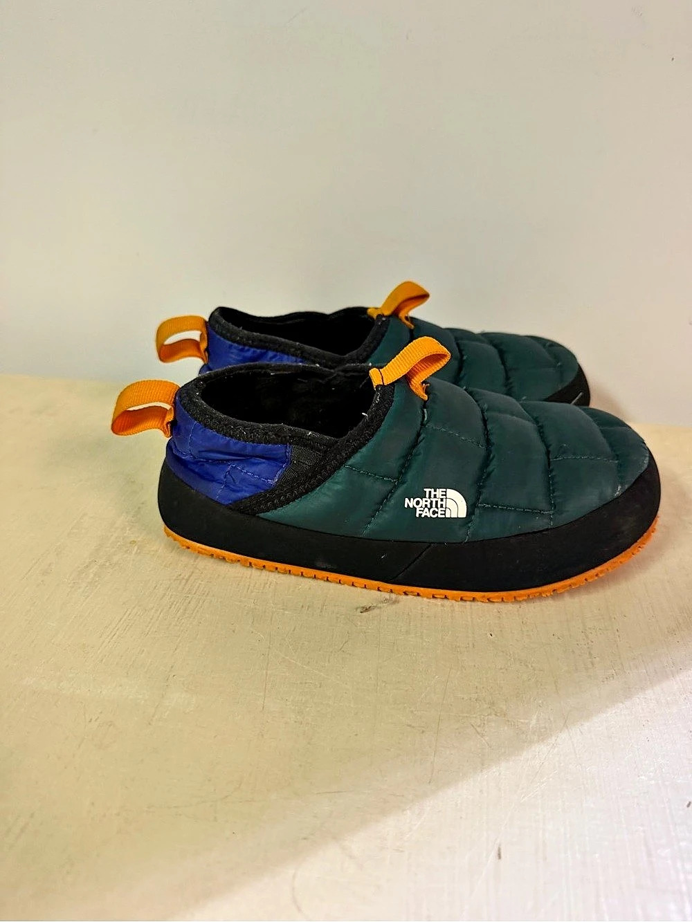 The North Face Youth ThermoBall Traction Mule II Green & Orange